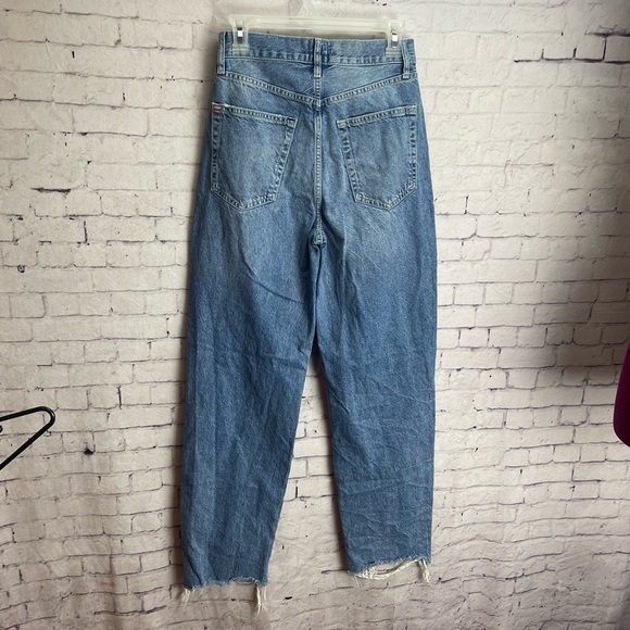 Urban outfitters BDG high rise baggy distressed jeans size 26 - Picture 2 of 6